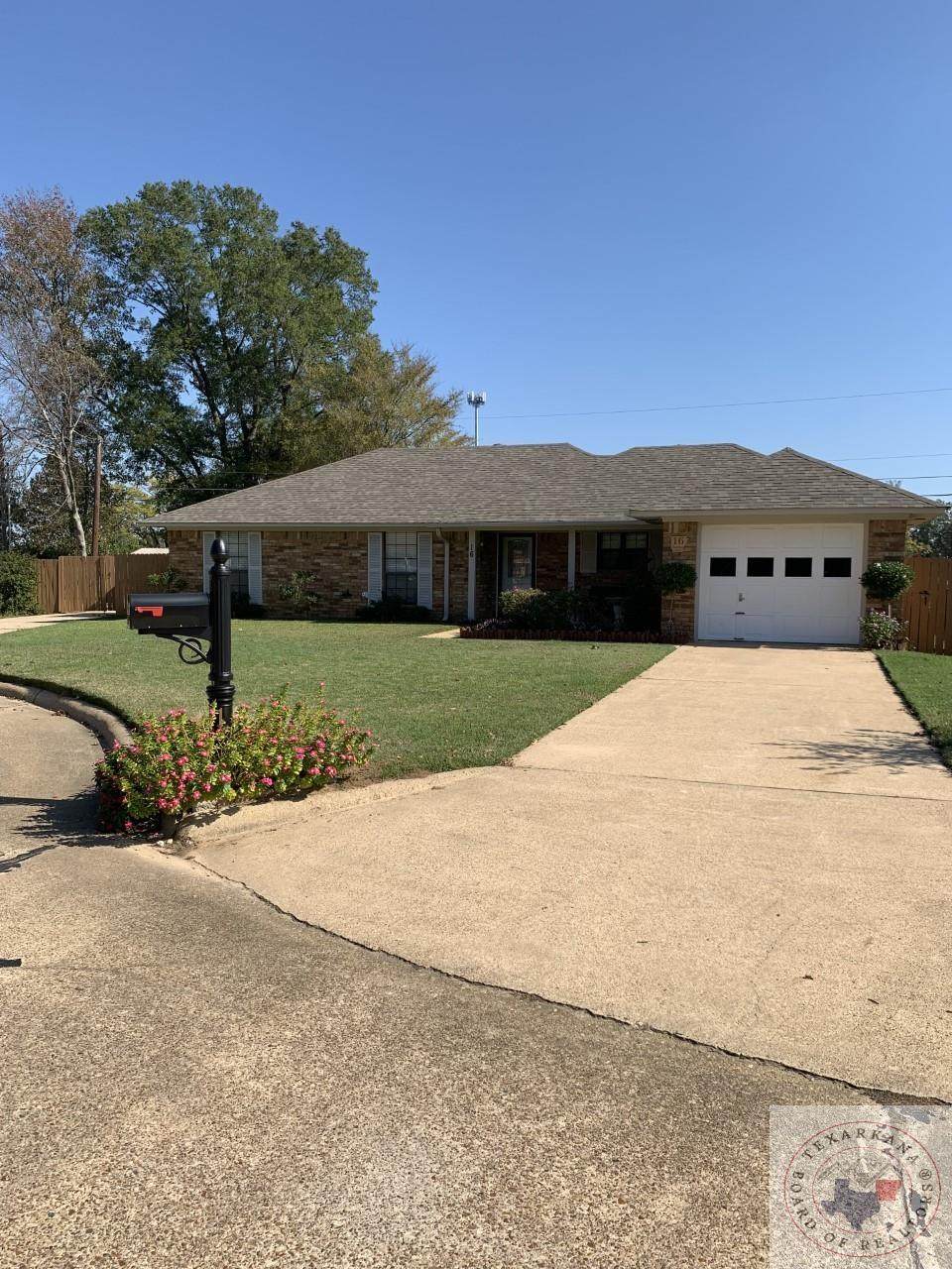 16 Cherokee Trail - Photo 1