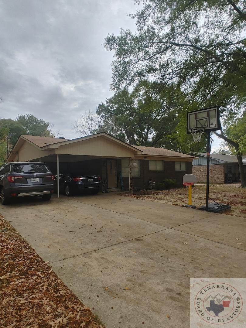 1736 Meadowbrook - Photo 1