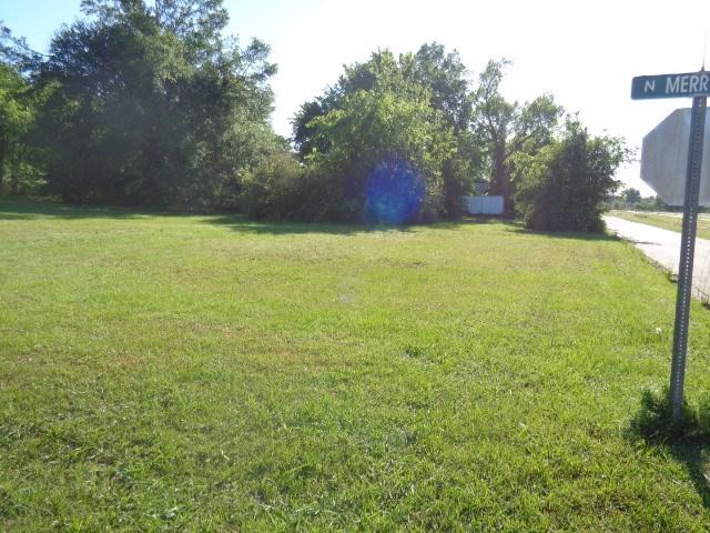 114 Front - Photo 1