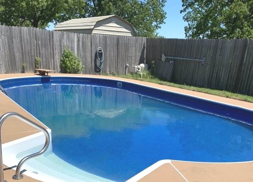 4706 Charleston - Photo 1