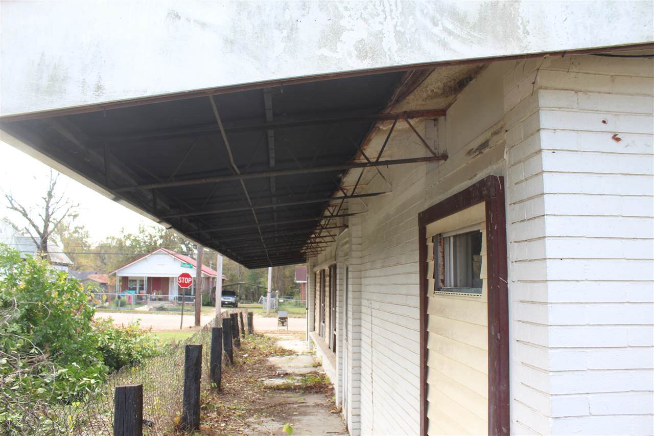 1423 Dudley - Photo 1