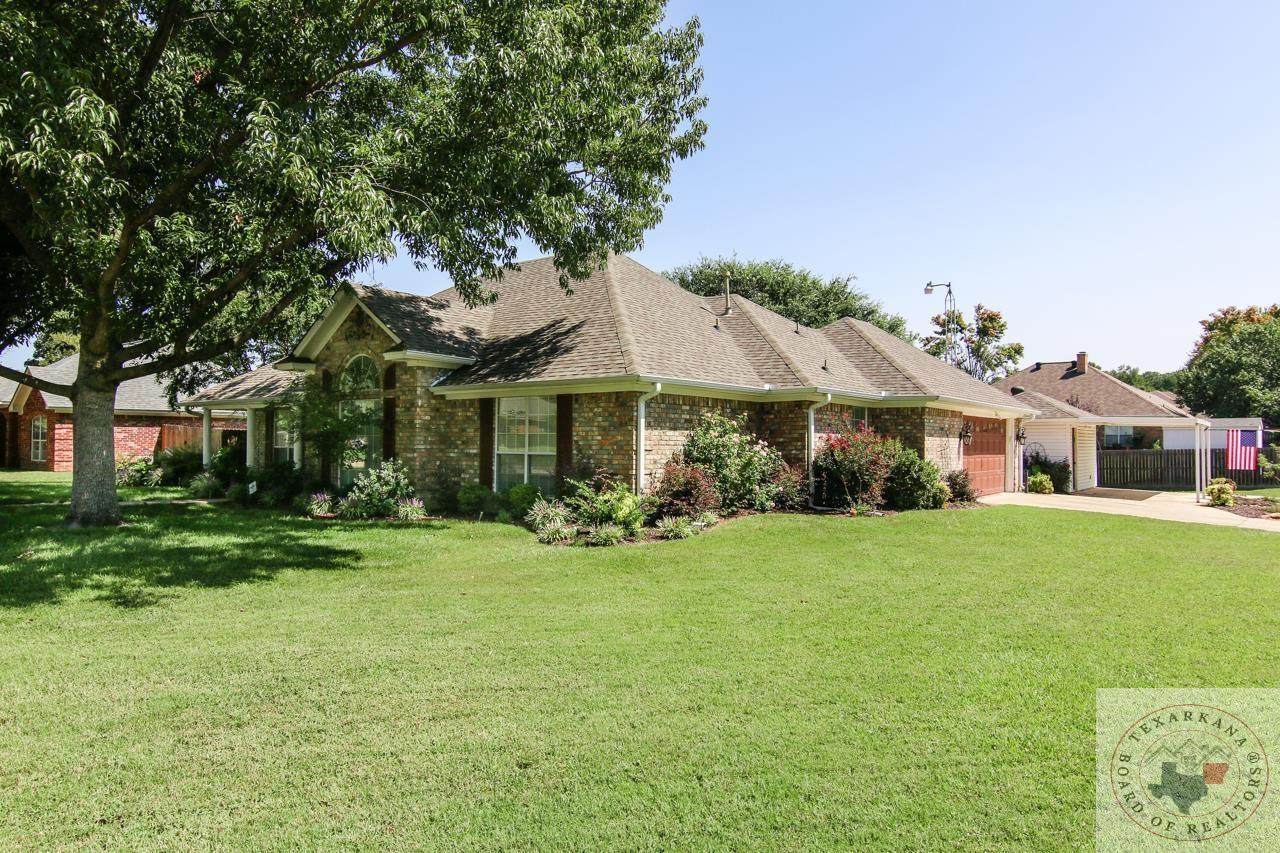 5604 Forest Bend Ln - Photo 1