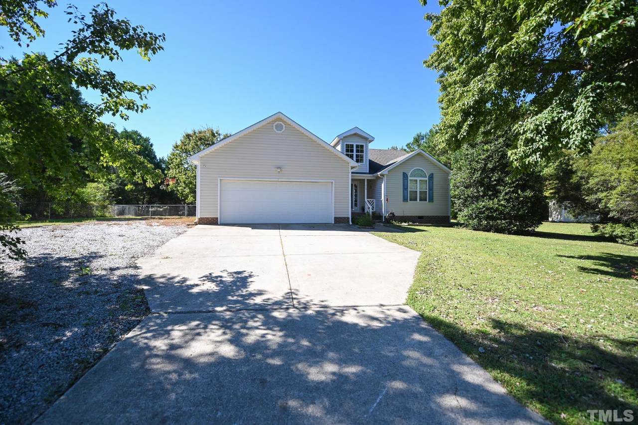 115 Woodsorrell Court - Photo 1