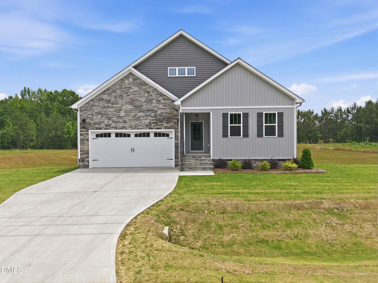 484 Hillard Lane - Photo 1