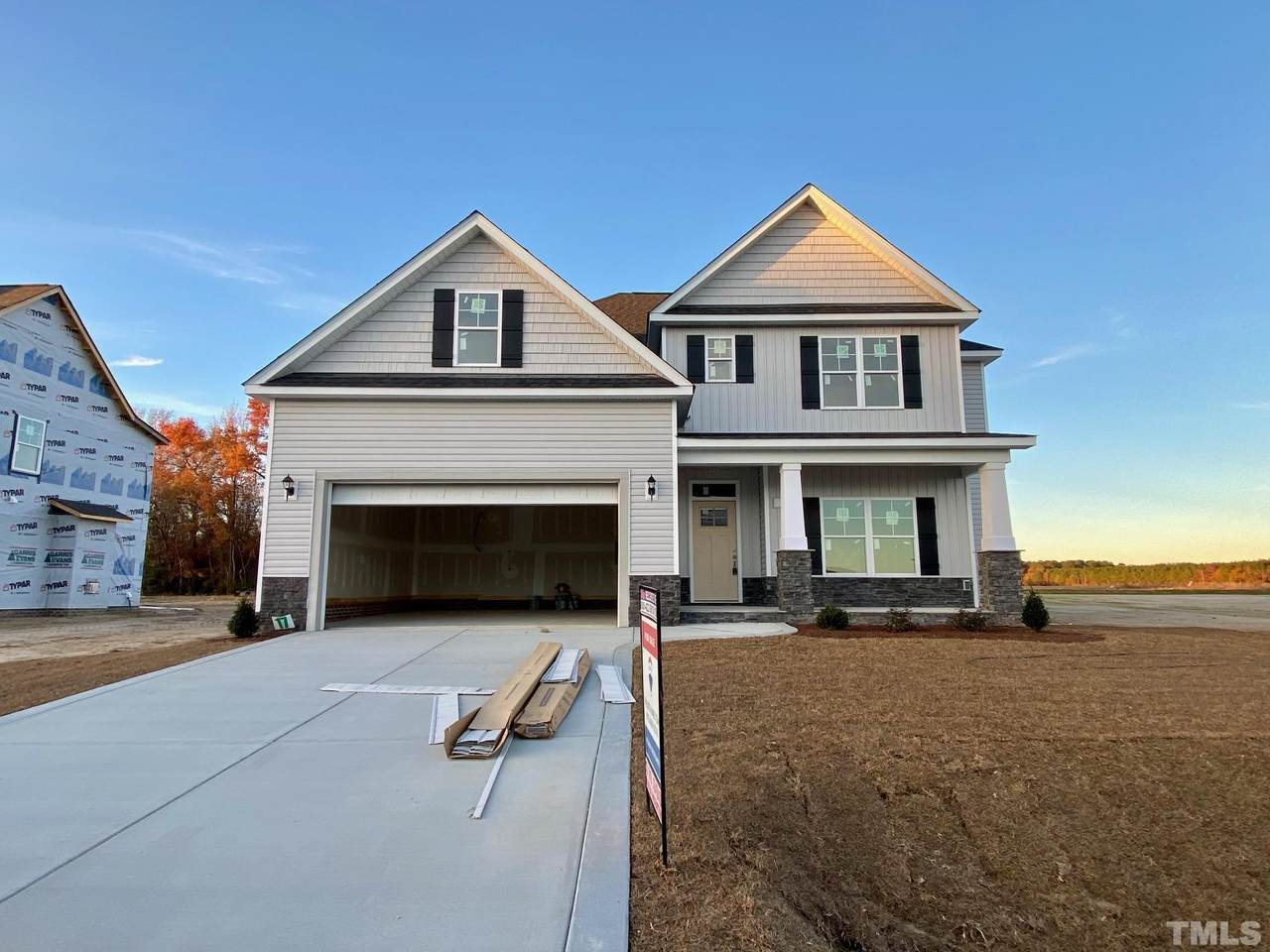 174 Kenbridge Lane - Photo 1