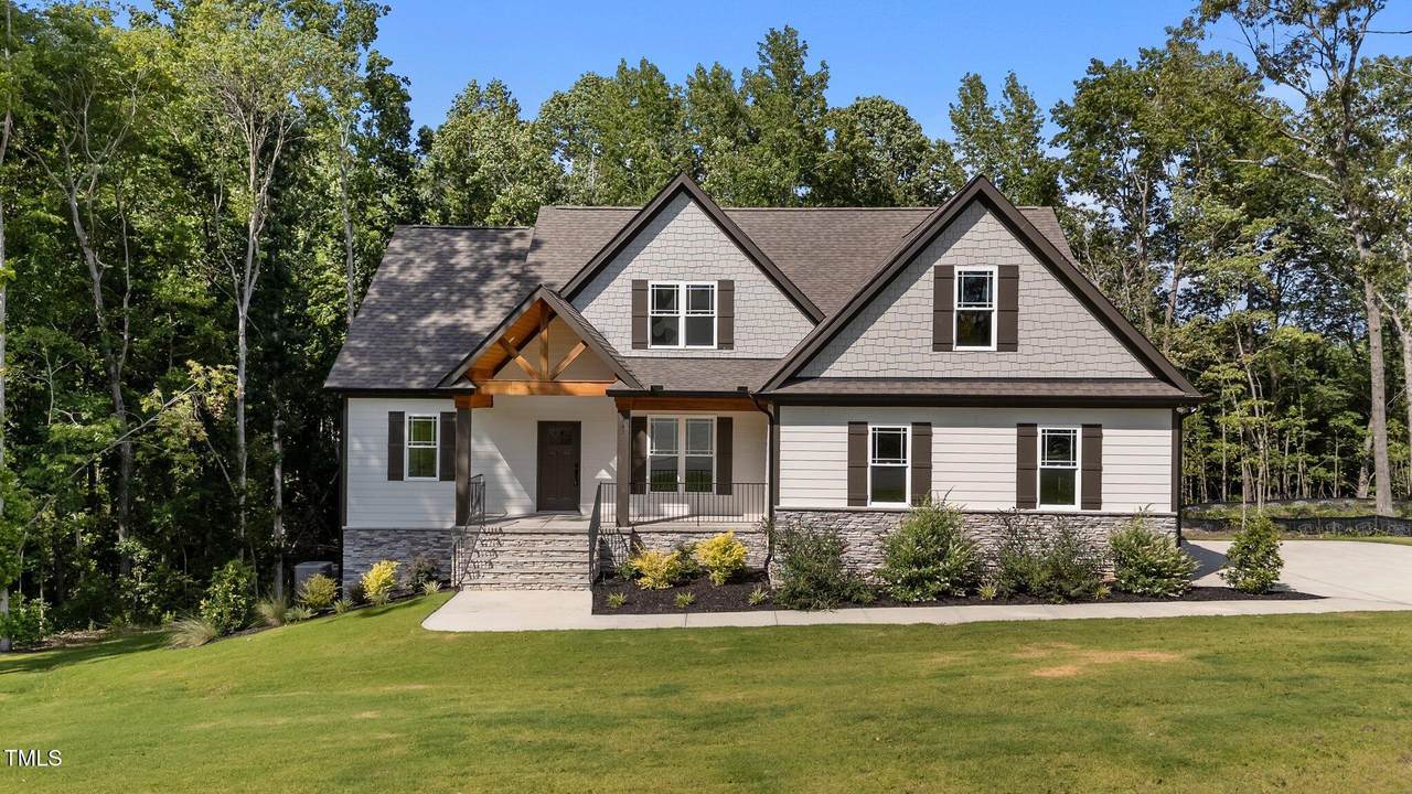 143 Hook Drive - Photo 1