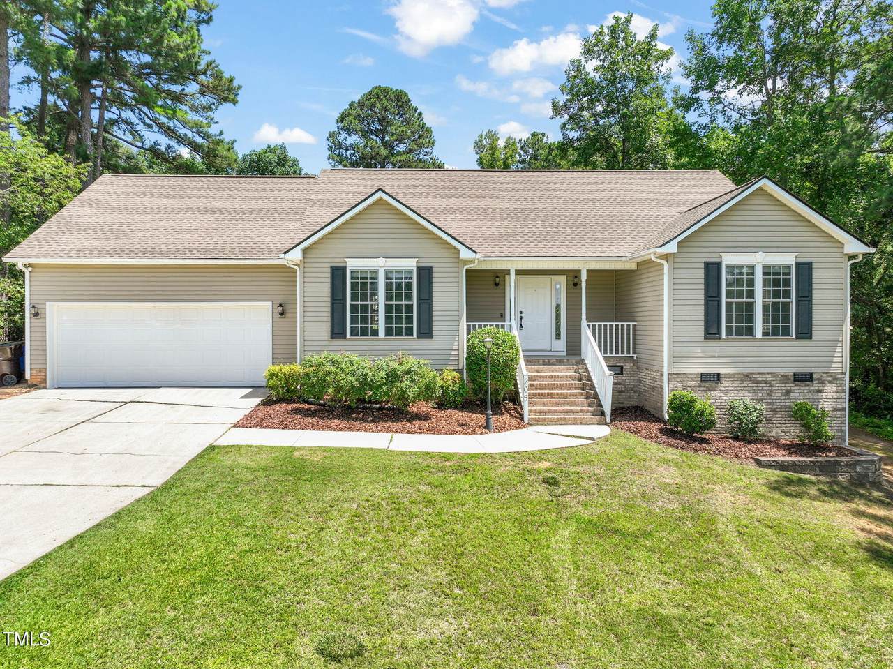 205 Harrington Avenue - Photo 1