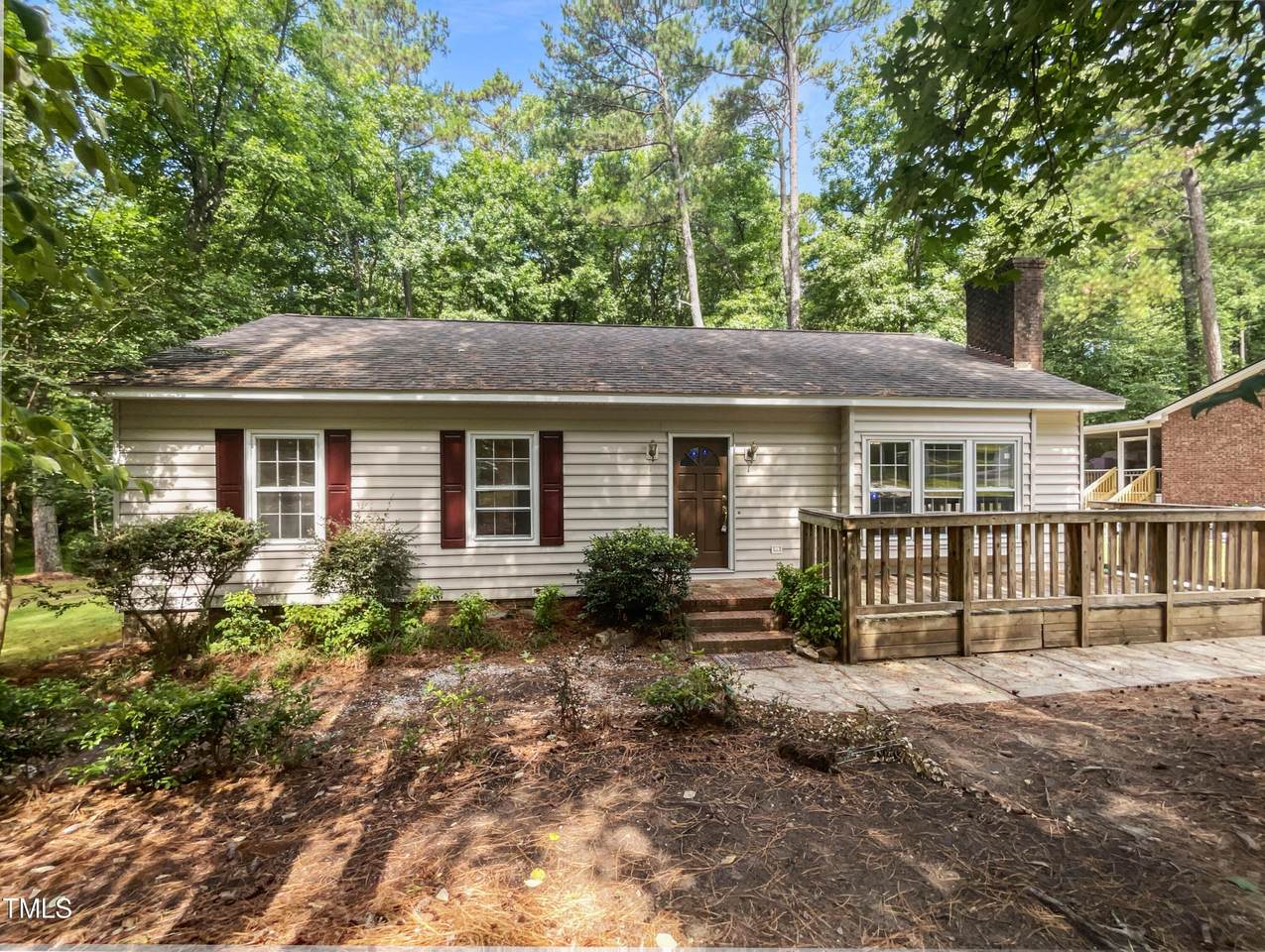 807 Flanders Street - Photo 1