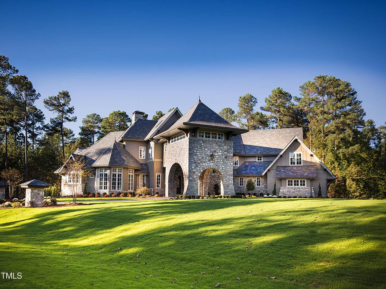 5105 Avalaire Oaks Drive - Photo 1