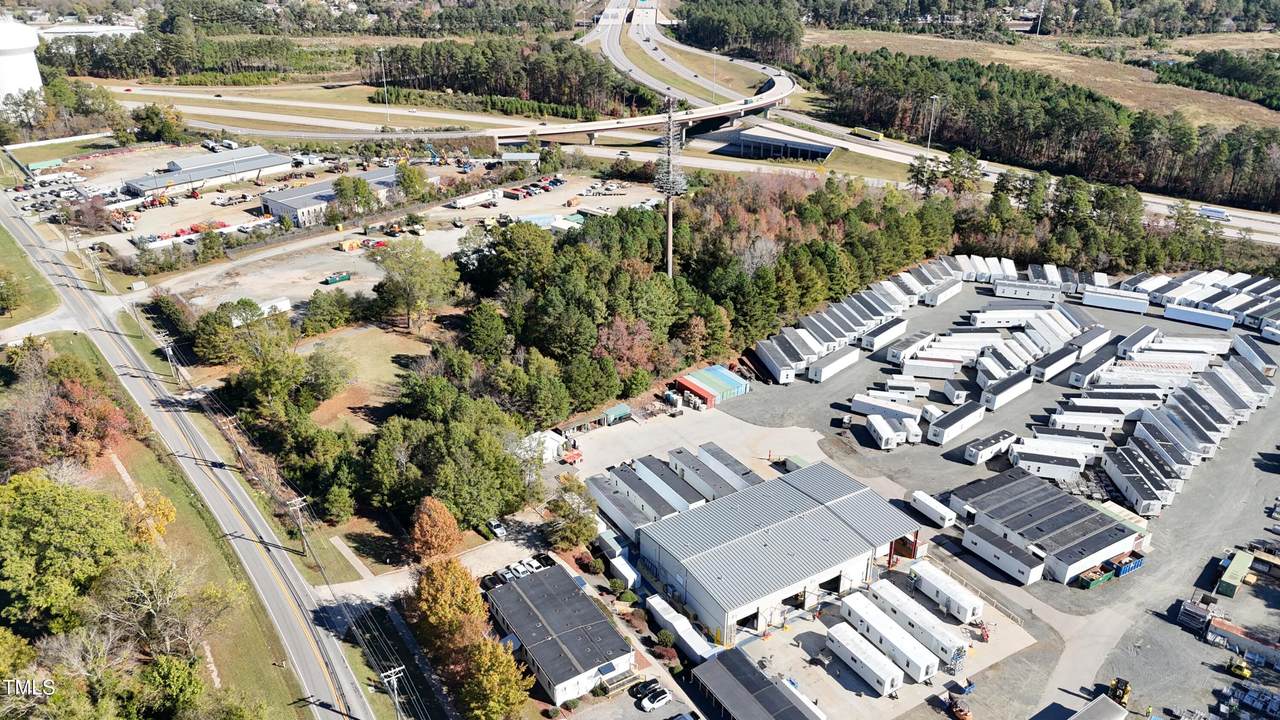 825 Ellis Road - Photo 1