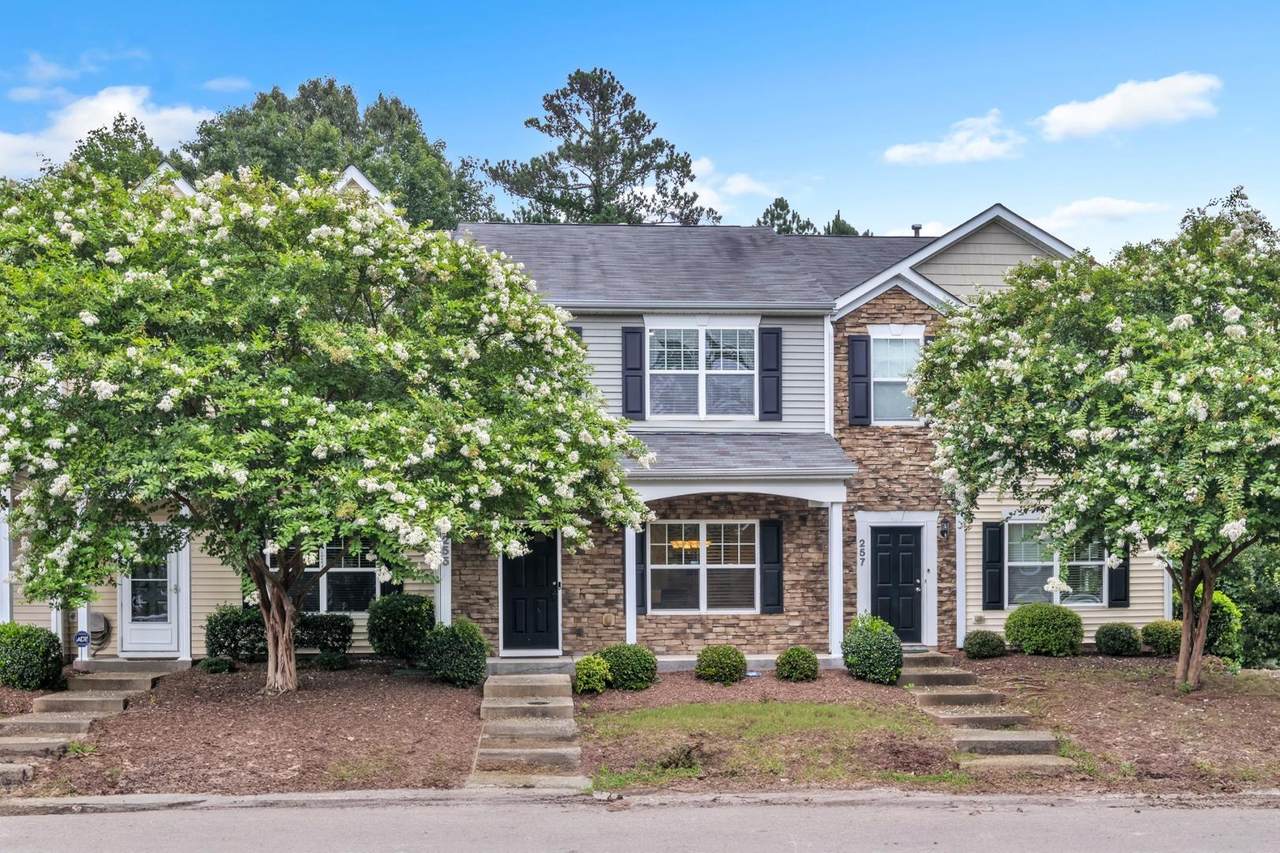 255 Hampshire Downs Drive - Photo 1