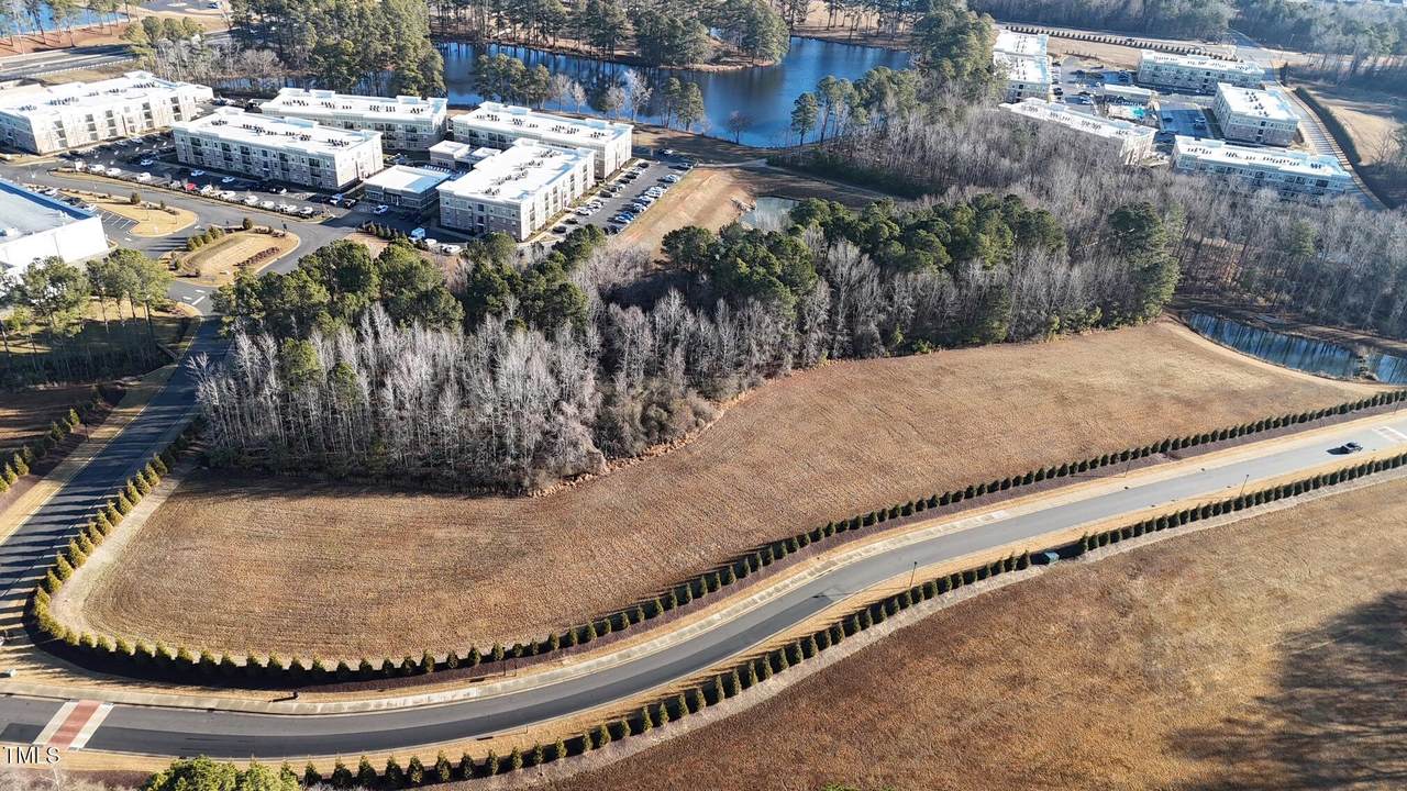 191 Flowers Parkway - Photo 1