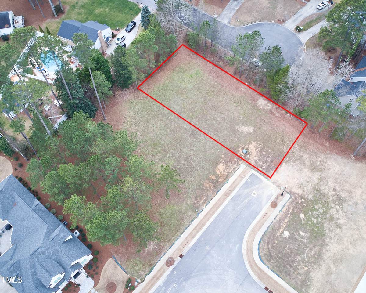 1013 Azalea Lane - Photo 1