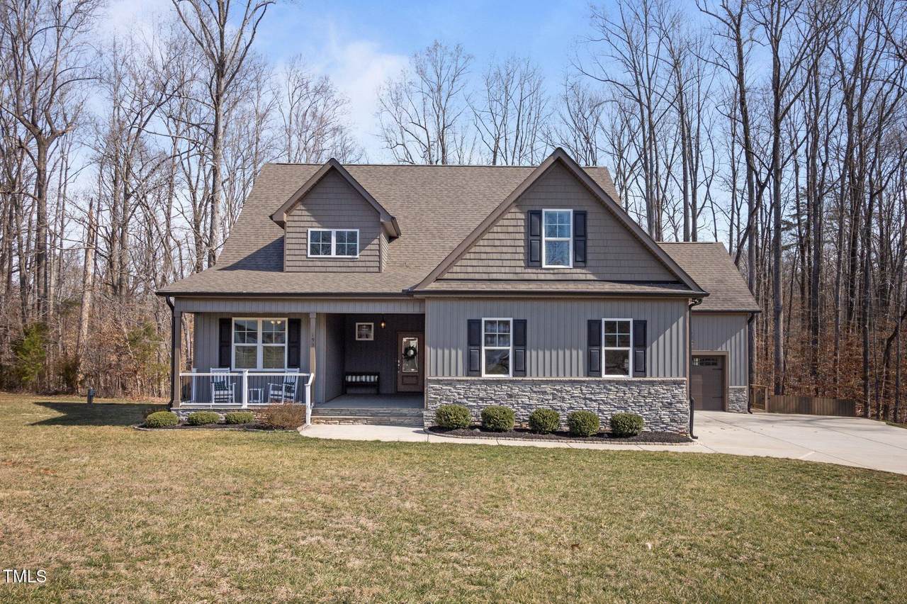 193 Jenny Lane - Photo 1