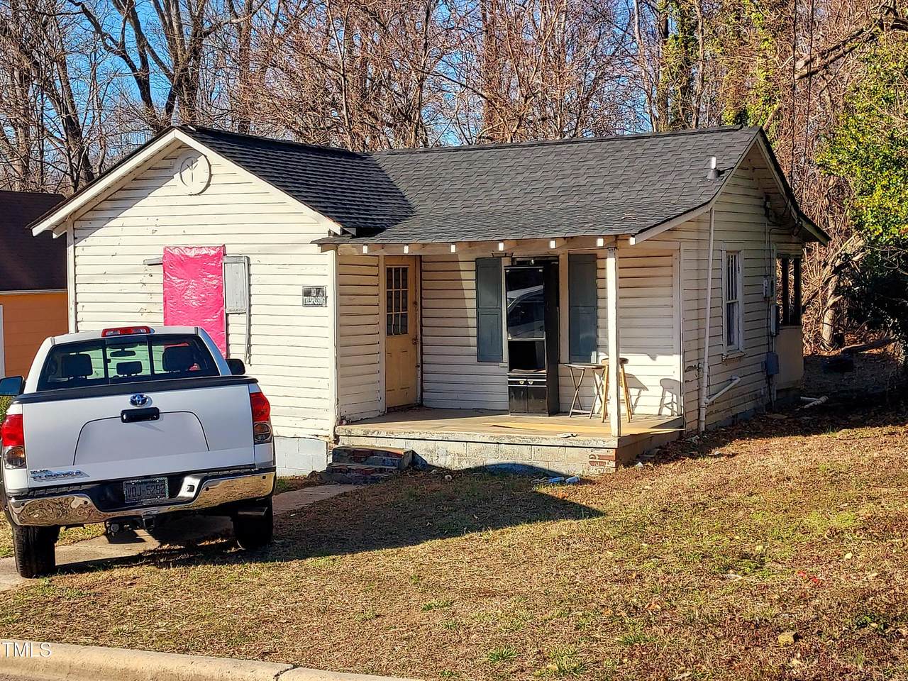 816 Moore Street - Photo 1