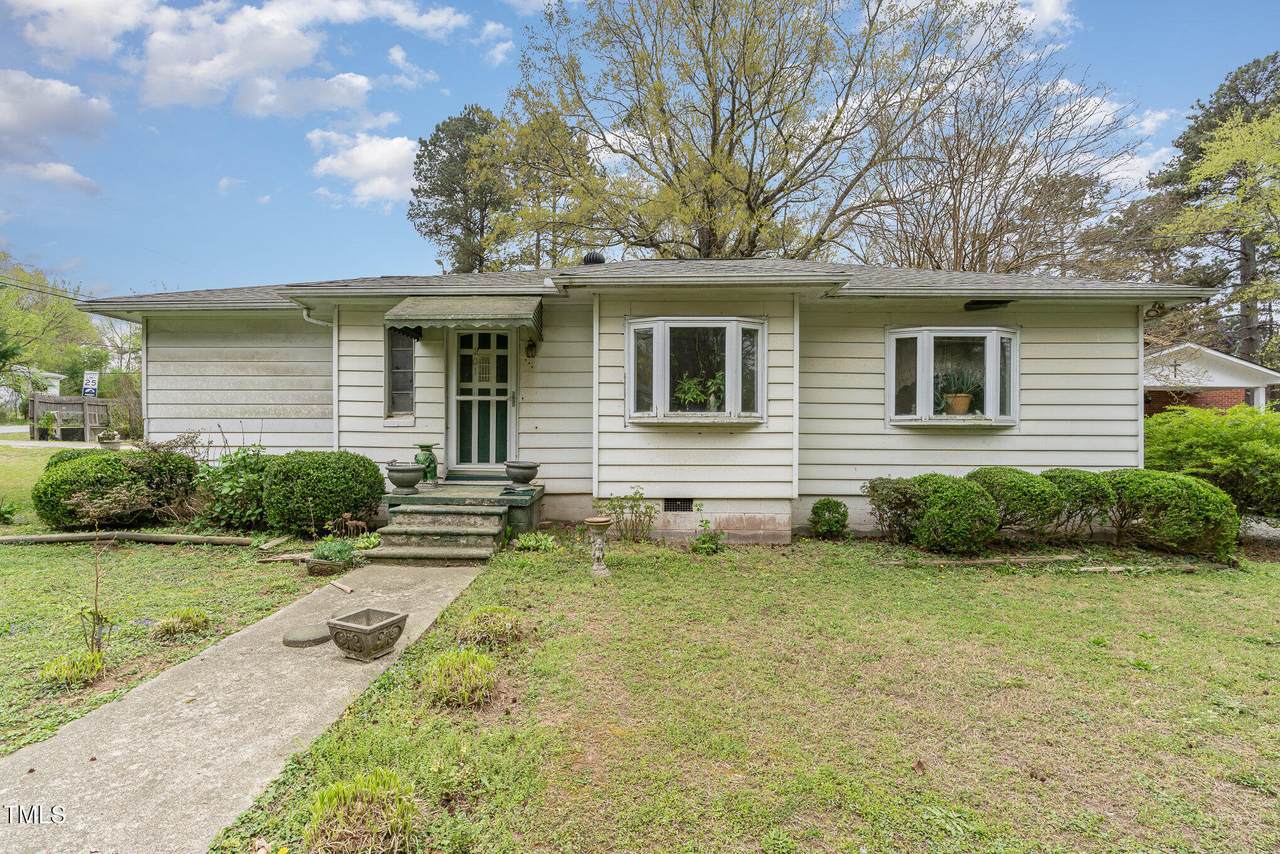 201 End Avenue - Photo 1