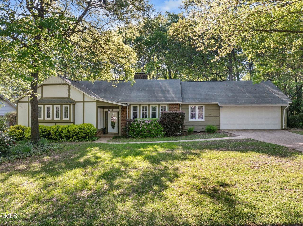 1304 Deboy Street - Photo 1