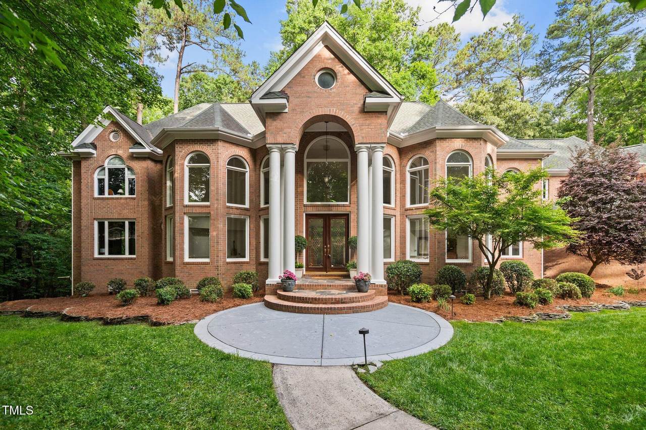 417 Swans Mill Crossing - Photo 1