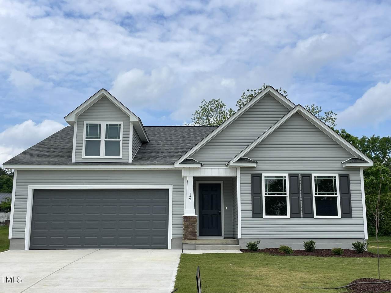 127 Oakfield Trace Drive - Photo 1