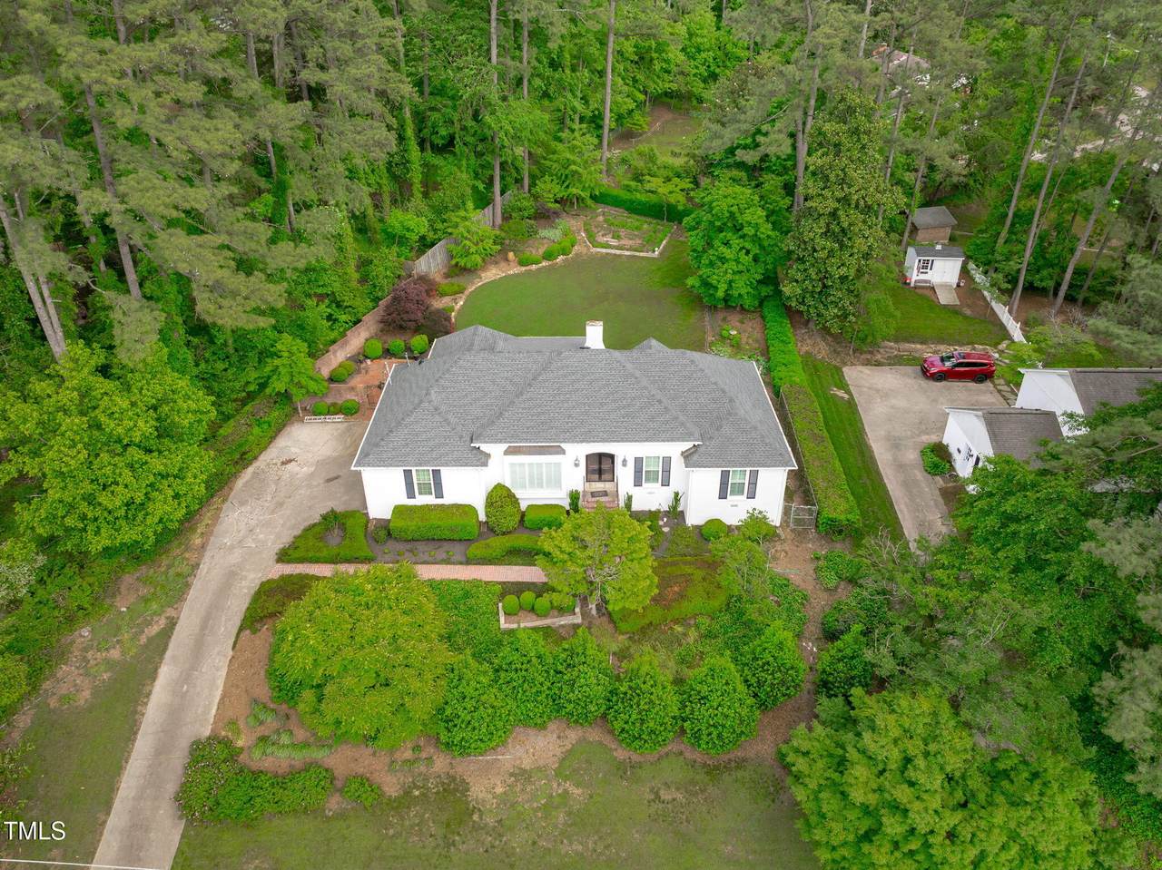 4830 North Hills - Photo 1