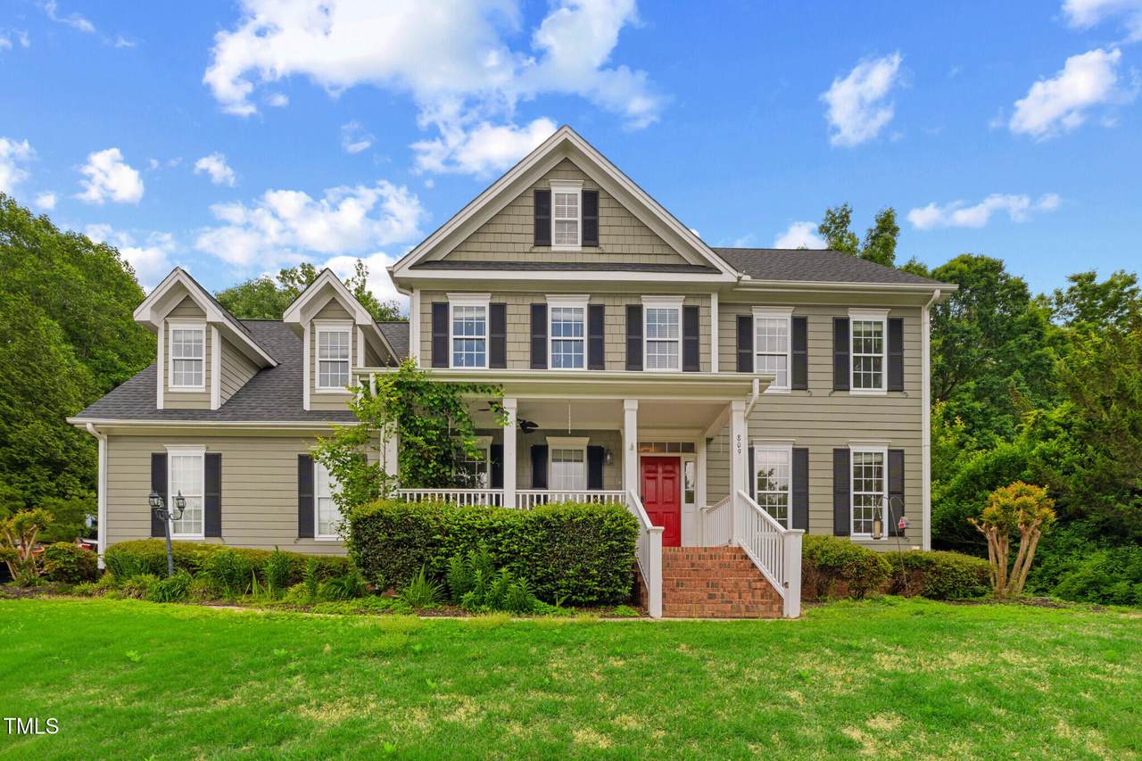 809 Parkridge Drive - Photo 1