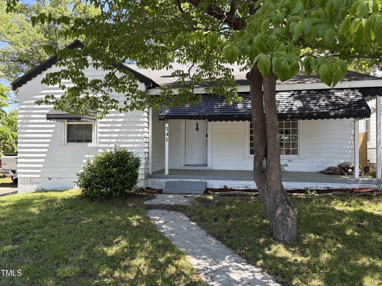 541 Daughtry Street - Photo 1