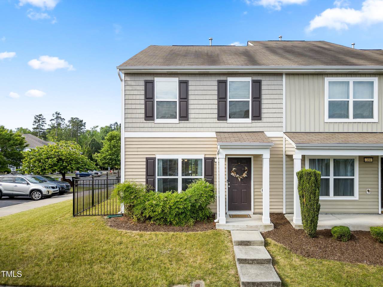 100 Stratford Lakes Drive - Photo 1