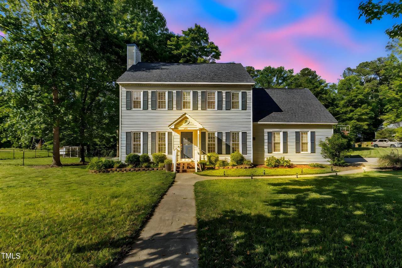 540 Juniper Avenue - Photo 1