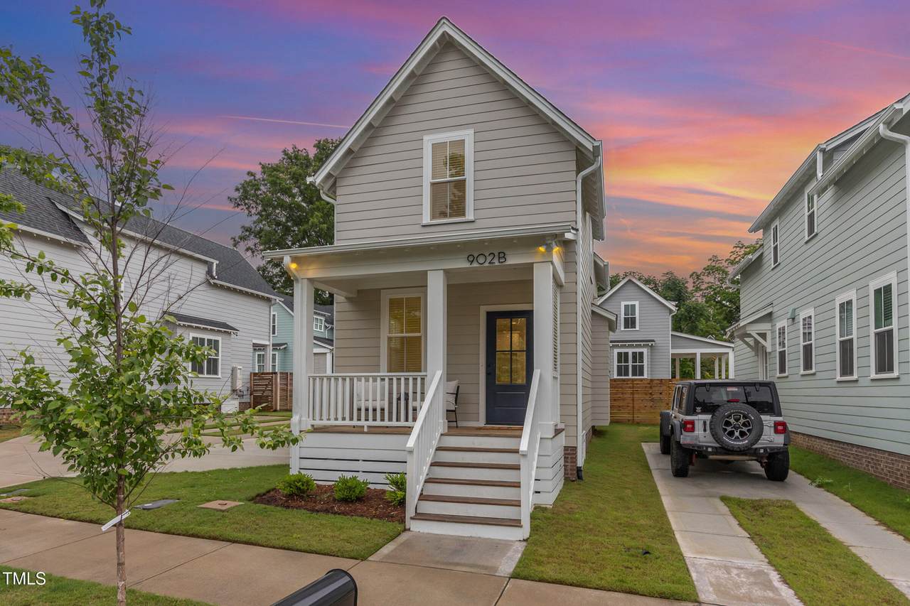 902 B Oakland Avenue - Photo 1