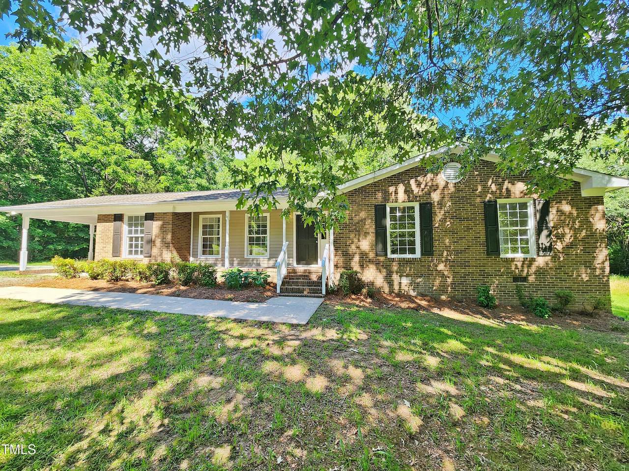 5614 Skyline Drive - Photo 1