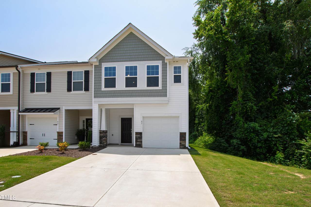 97 Begonia Street - Photo 1