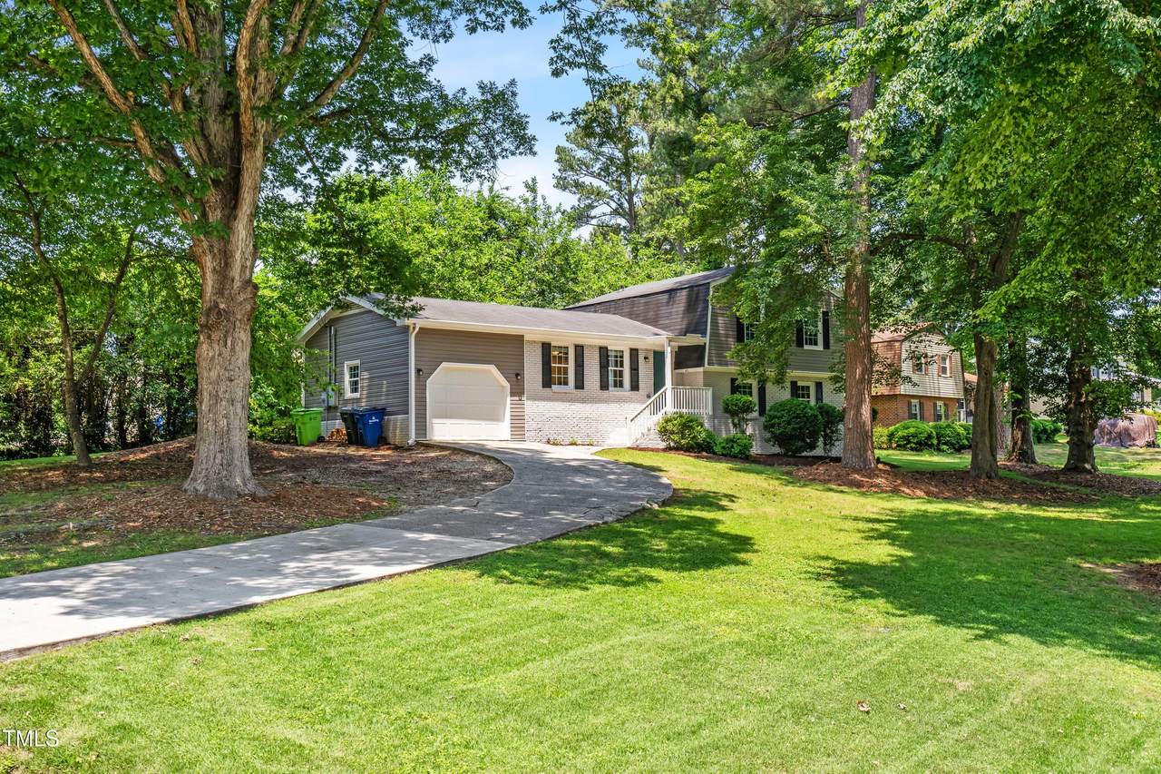 4001 Pin Oak Road - Photo 1