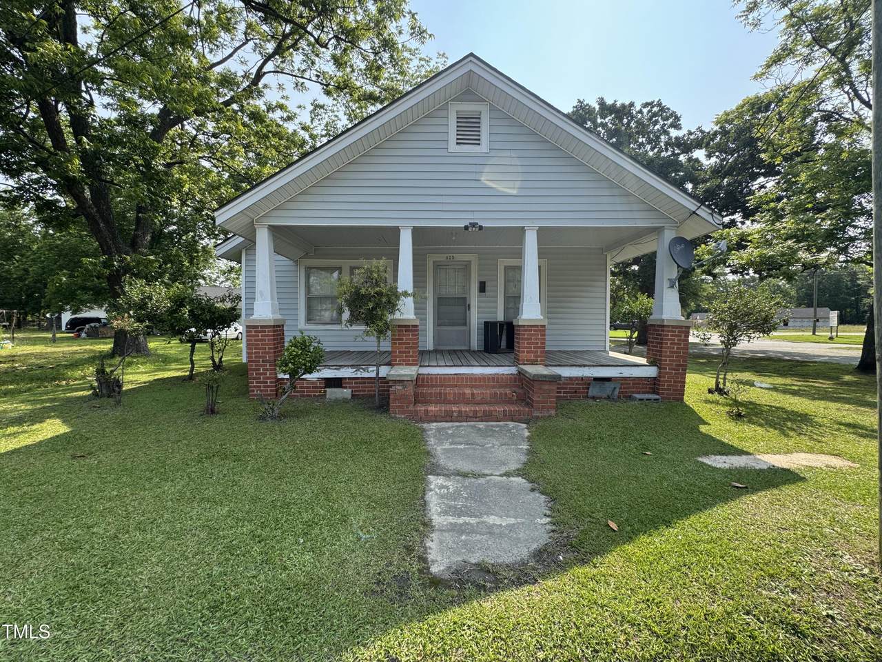429 5th & Brogden Road - Photo 1
