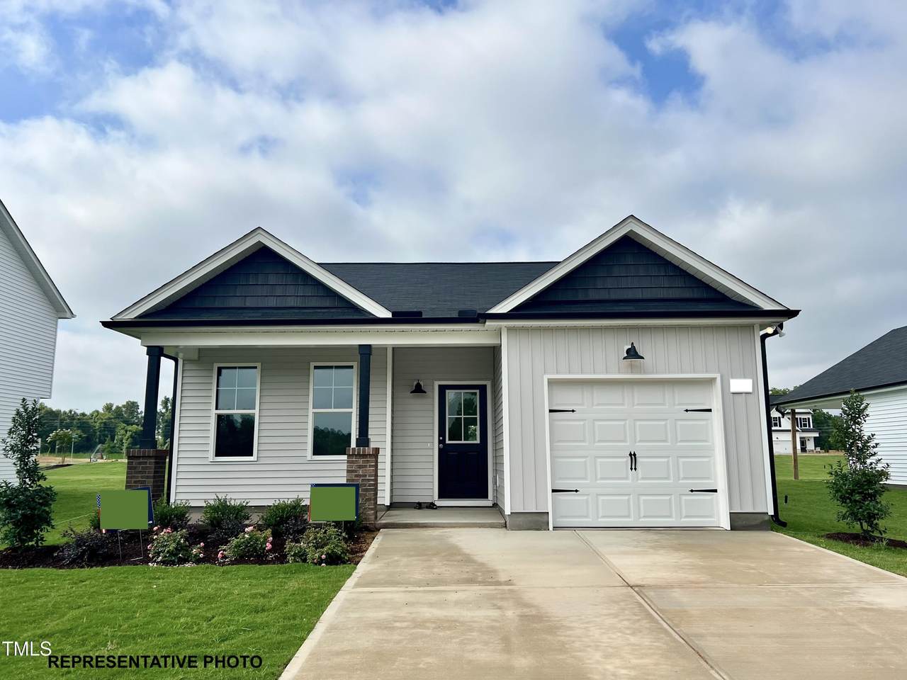 335 Bluejay Street - Photo 1
