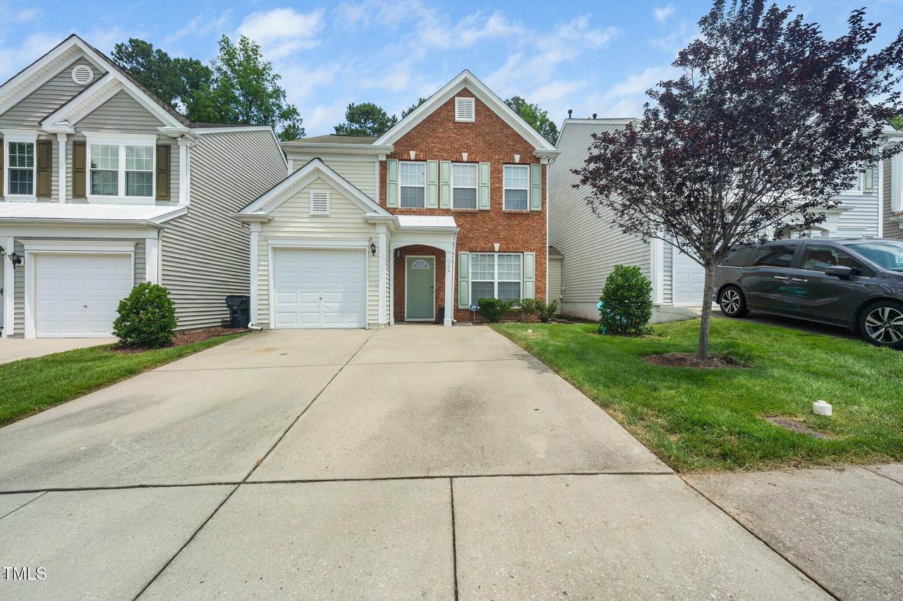 306 Berlin Way - Photo 1