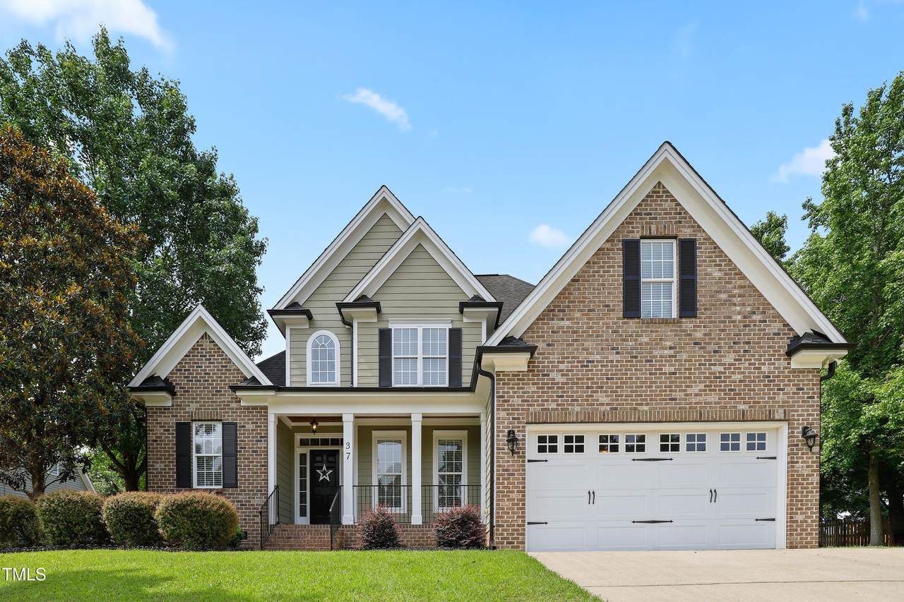 37 Meadow Oaks Circle - Photo 1