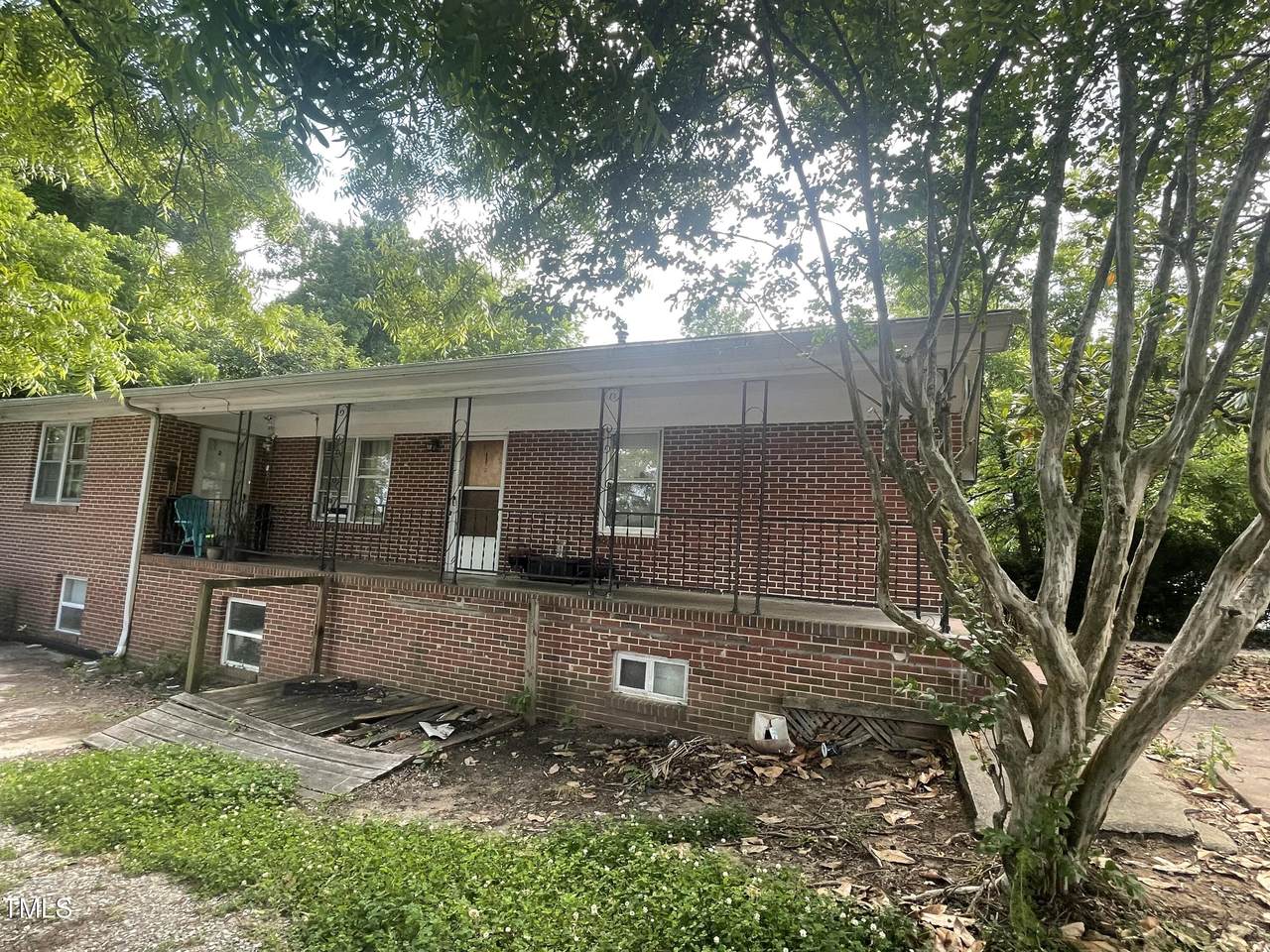 2105 Lafayette Street - Photo 1