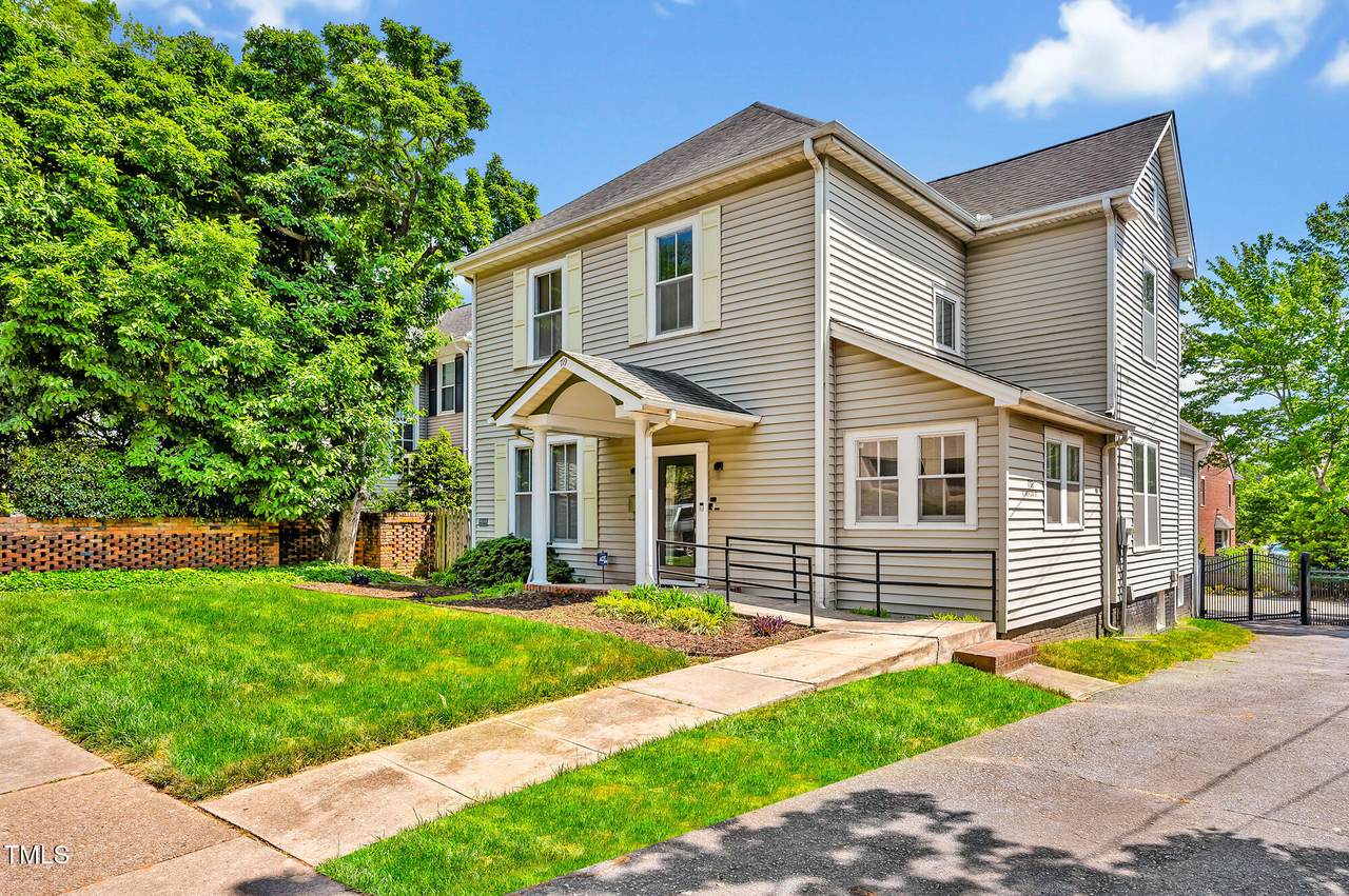719 Morgan - Photo 1
