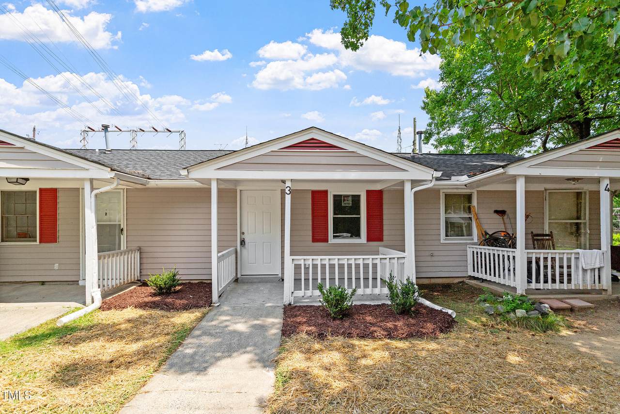 2705 Crest Street - Photo 1
