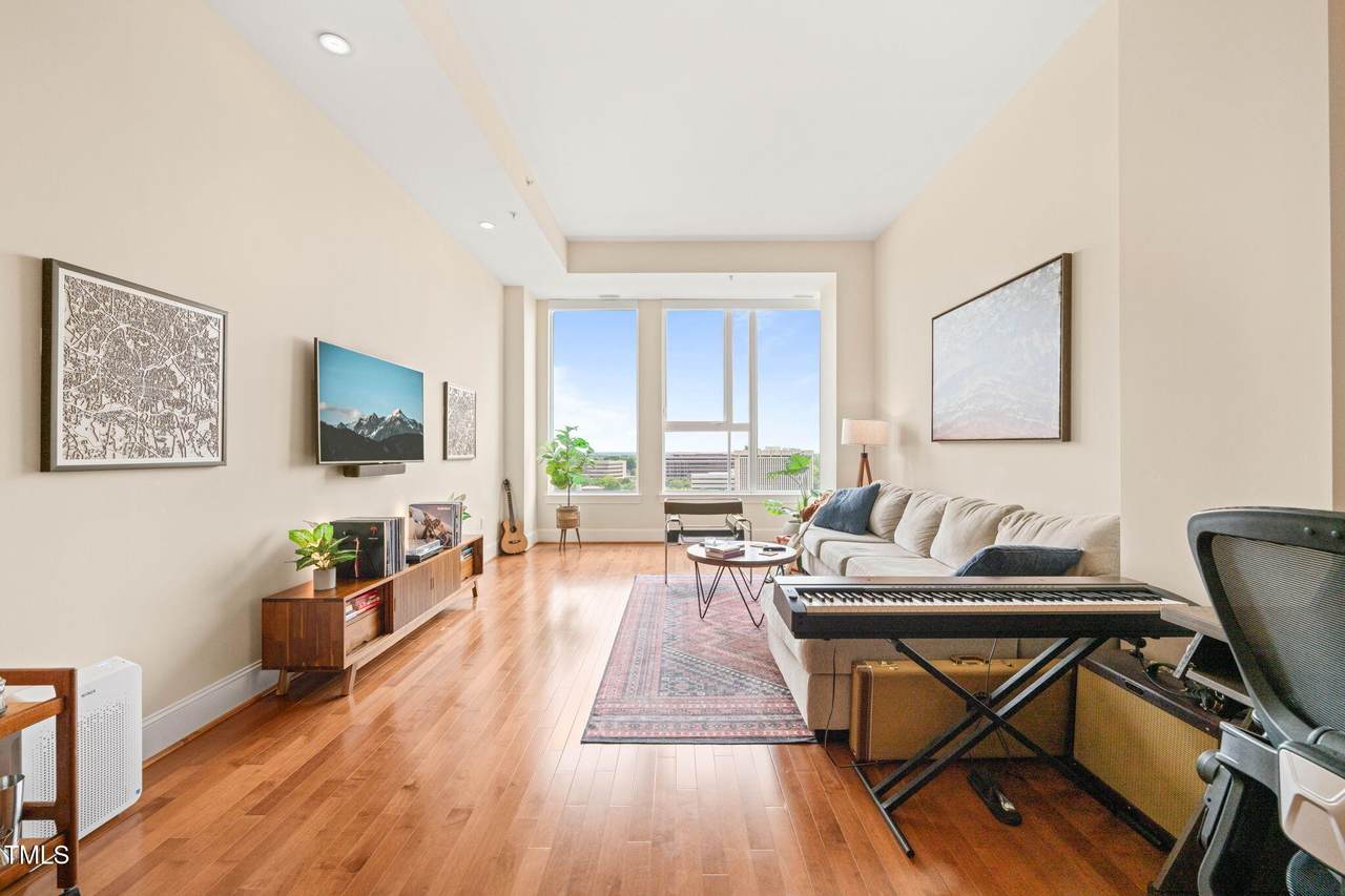 400 North Street - Photo 1