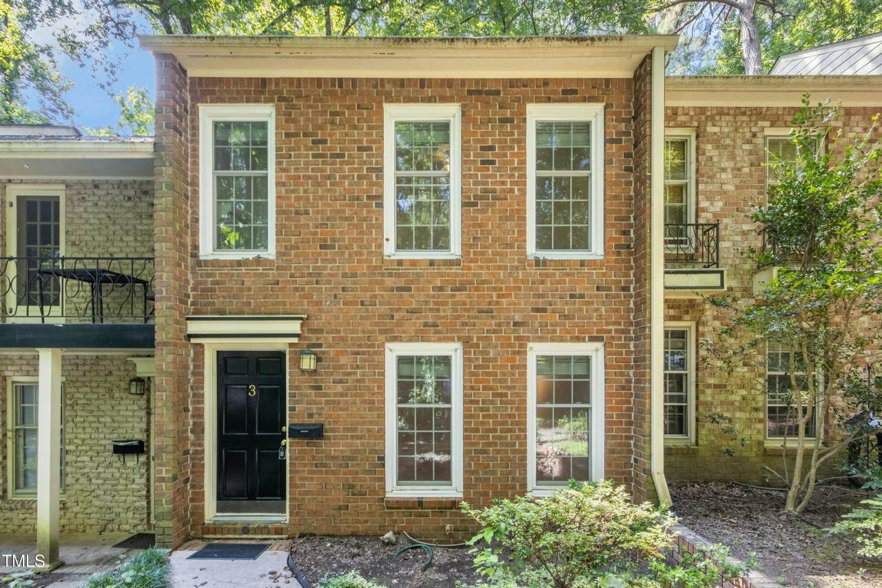 409 Smith Avenue - Photo 1