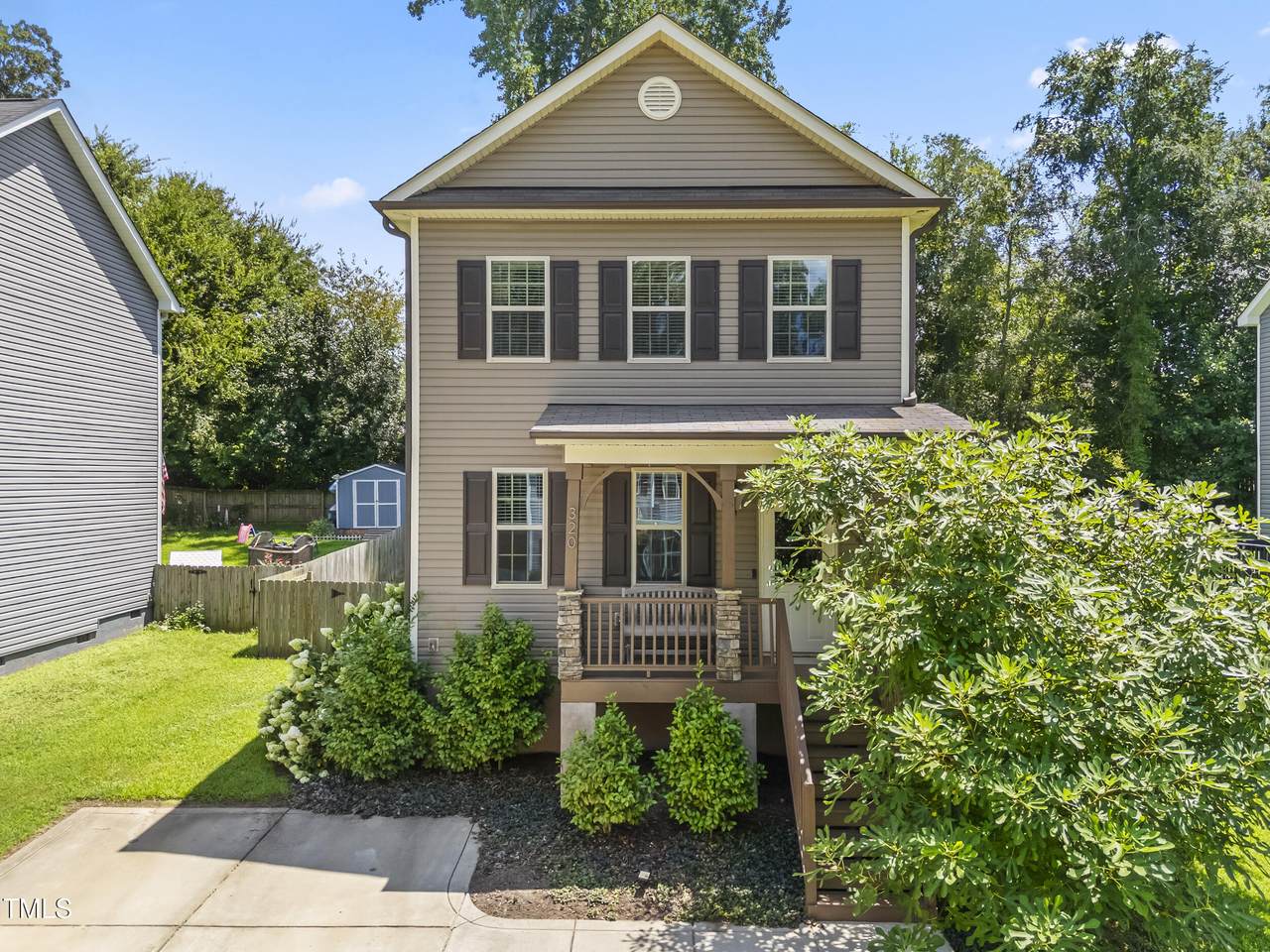 320 Chamberlain Drive - Photo 1