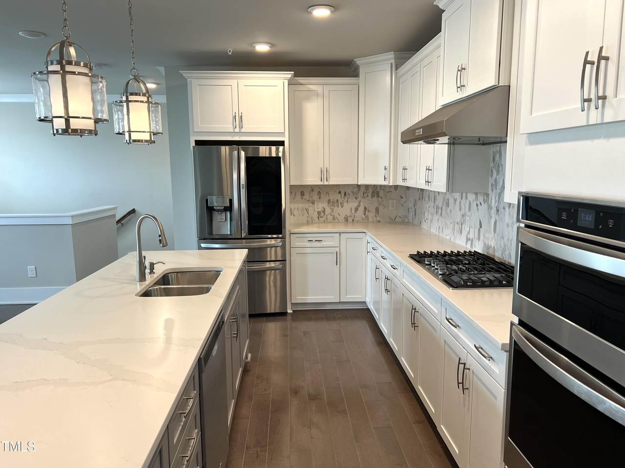 10530 Sablewood Drive - Photo 1