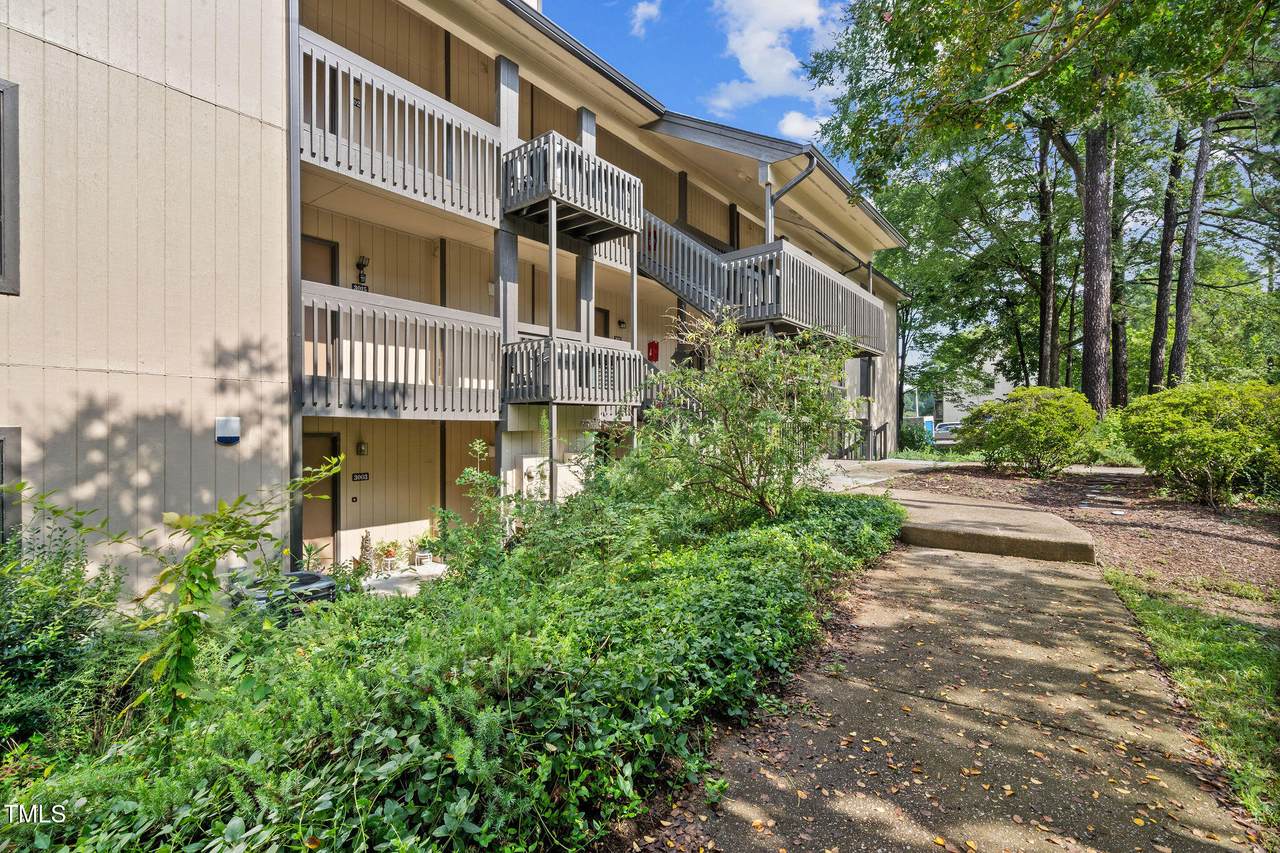 3005 Huntleigh Drive - Photo 1