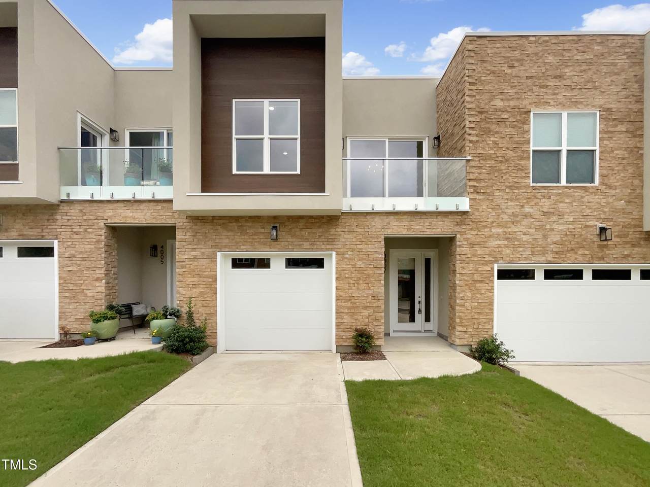 4007 Southpoint Landing Way - Photo 1