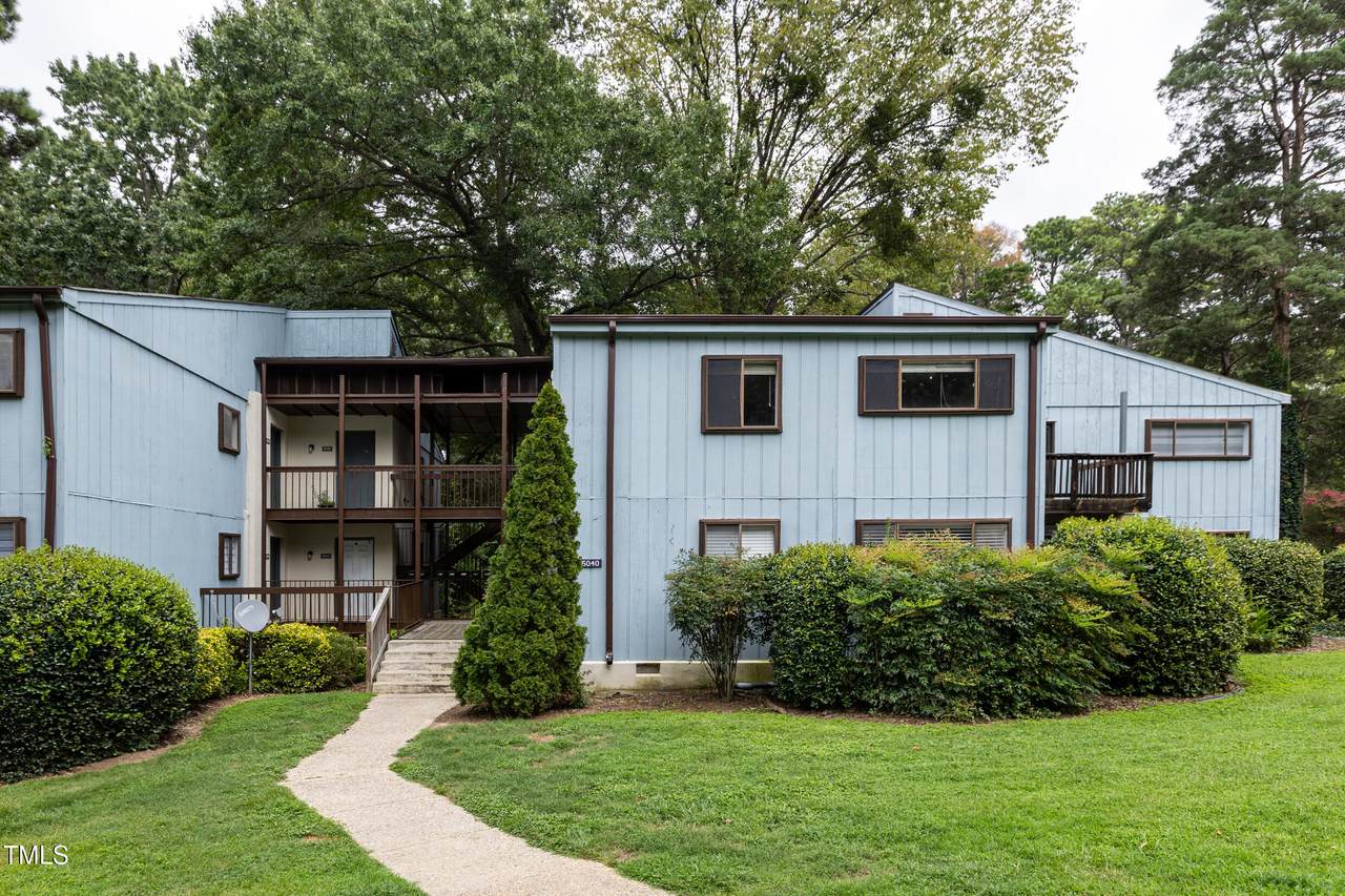 5036 Flint Ridge Place - Photo 1