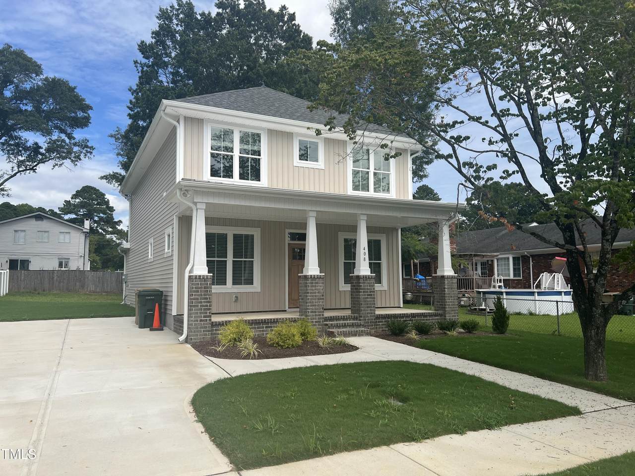 408 Stallings Street - Photo 1