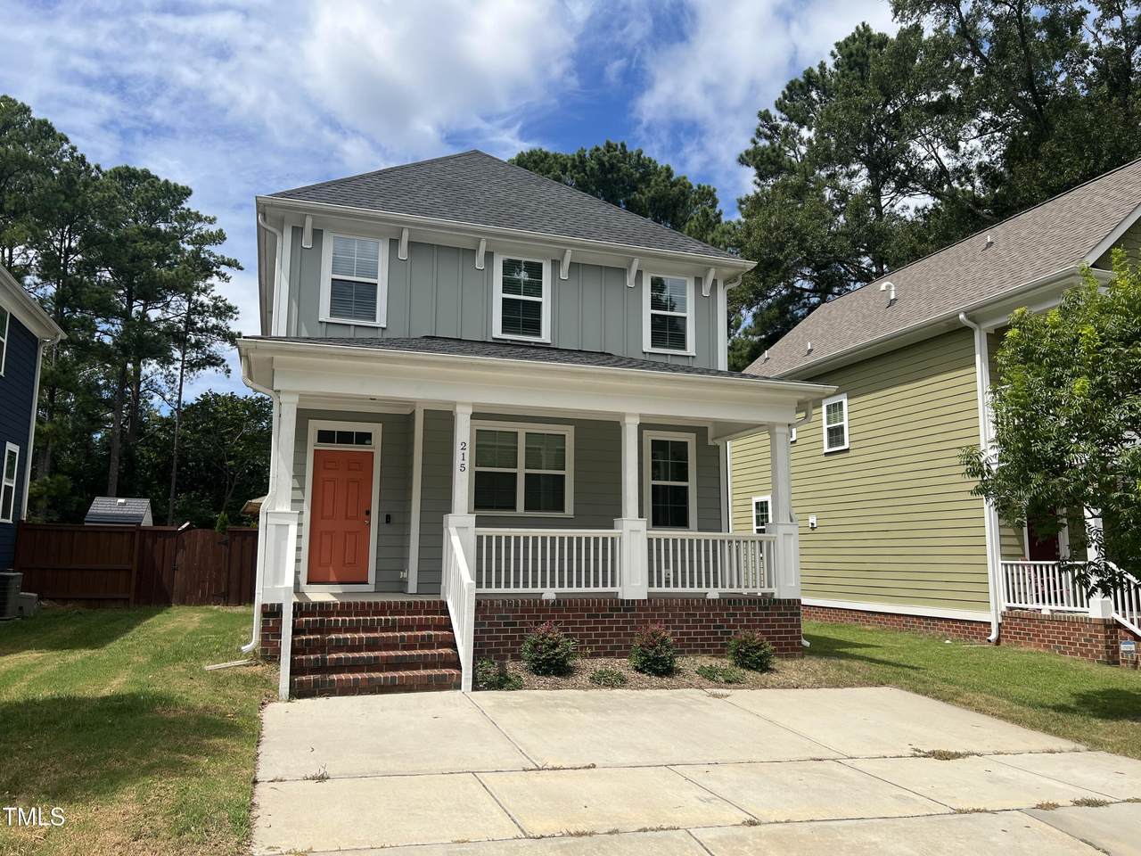 215 Seventh Street - Photo 1