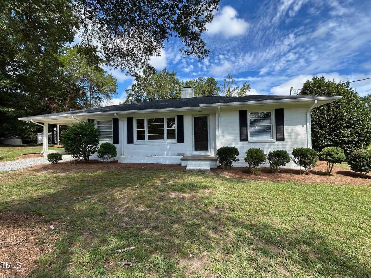 5726 Fayetteville Road - Photo 1