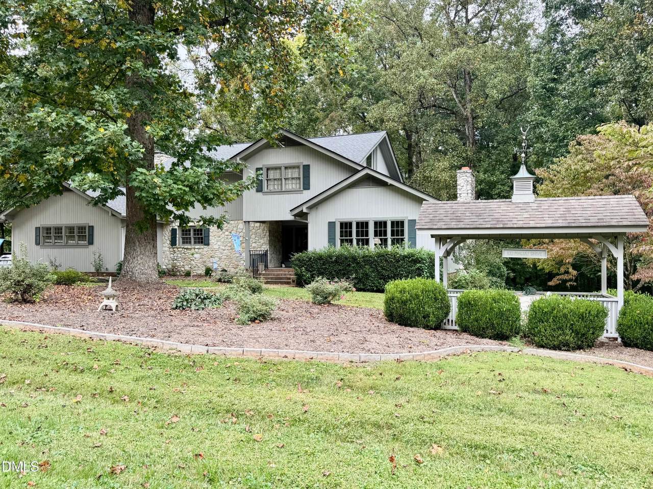 100 Maluli Drive - Photo 1